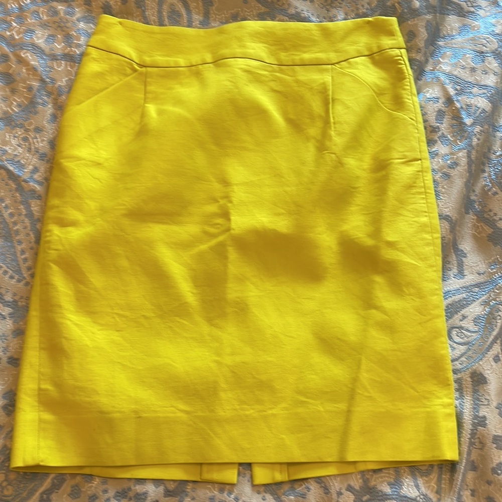 EUC J.crew Chartreuse Pencil Skirt